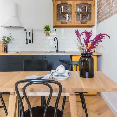 Shortstaypoland Ciasna Warsaw